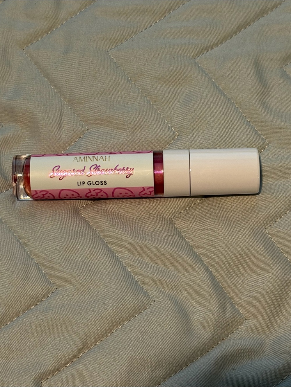 Aminnah Sugared Strawberry Lip Gloss - Sheer Pink Shine